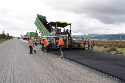 云南:迪慶公路局基本消除管養滇藏公路G214線次差路
